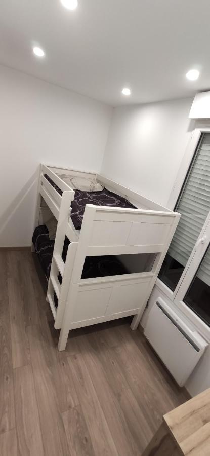 Joli Appartement Renove Avec Terrasse บรีดเดอ-เล-แบ็ง ภายนอก รูปภาพ